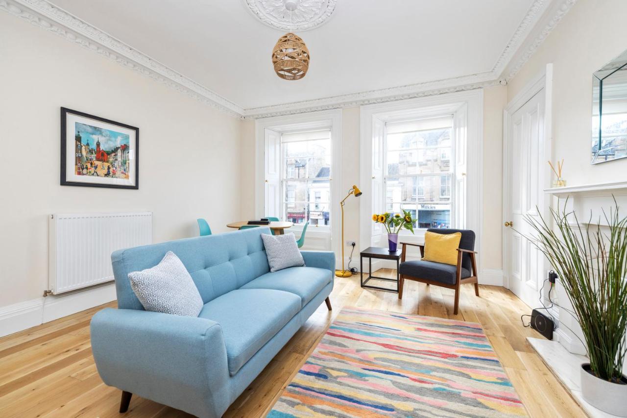 2 Bedroom Apartment On Peebles High Street 외부 사진